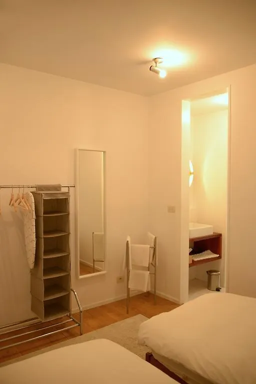 B&B Thebedtobe Bruxelles Couette-café